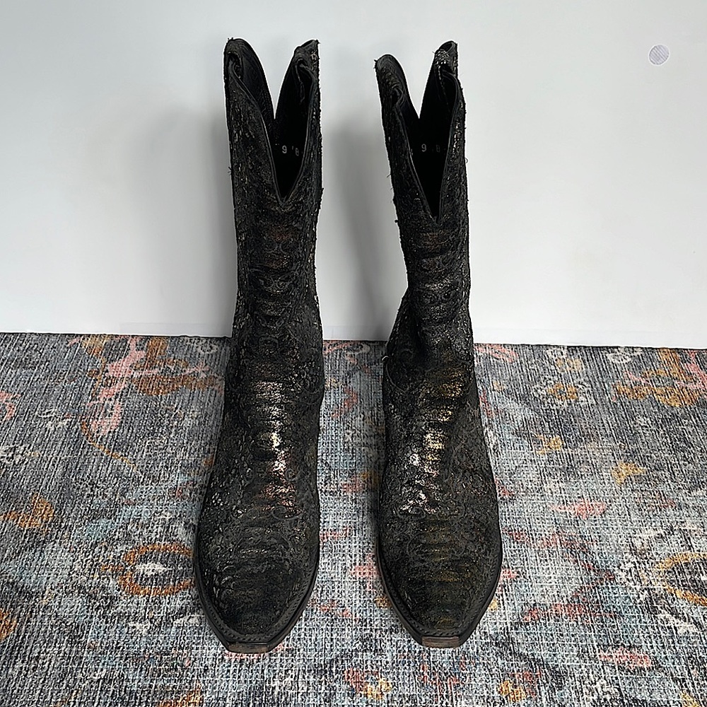 1883 by Lucchese womens emvroidered gold and silver boots